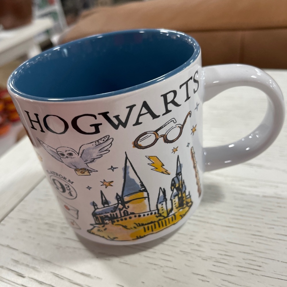 Harry Potter Hogwarts ❤️💛💙💚  Icons ceramic mug NEW